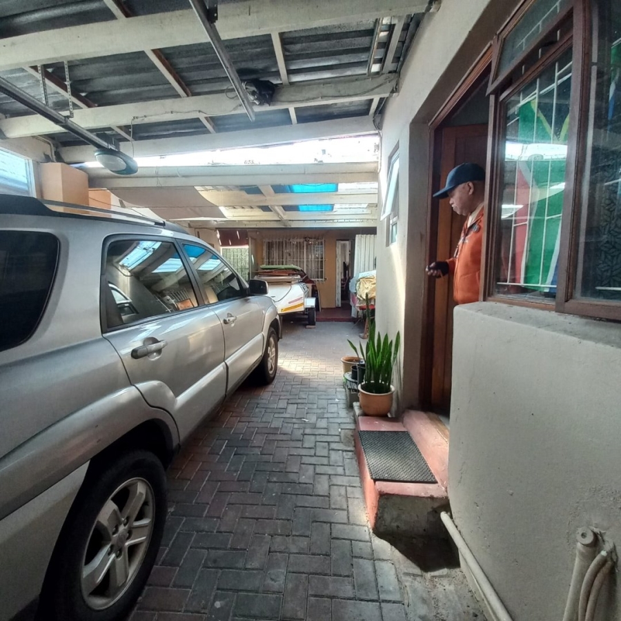 3 Bedroom Property for Sale in Westridge Western Cape
